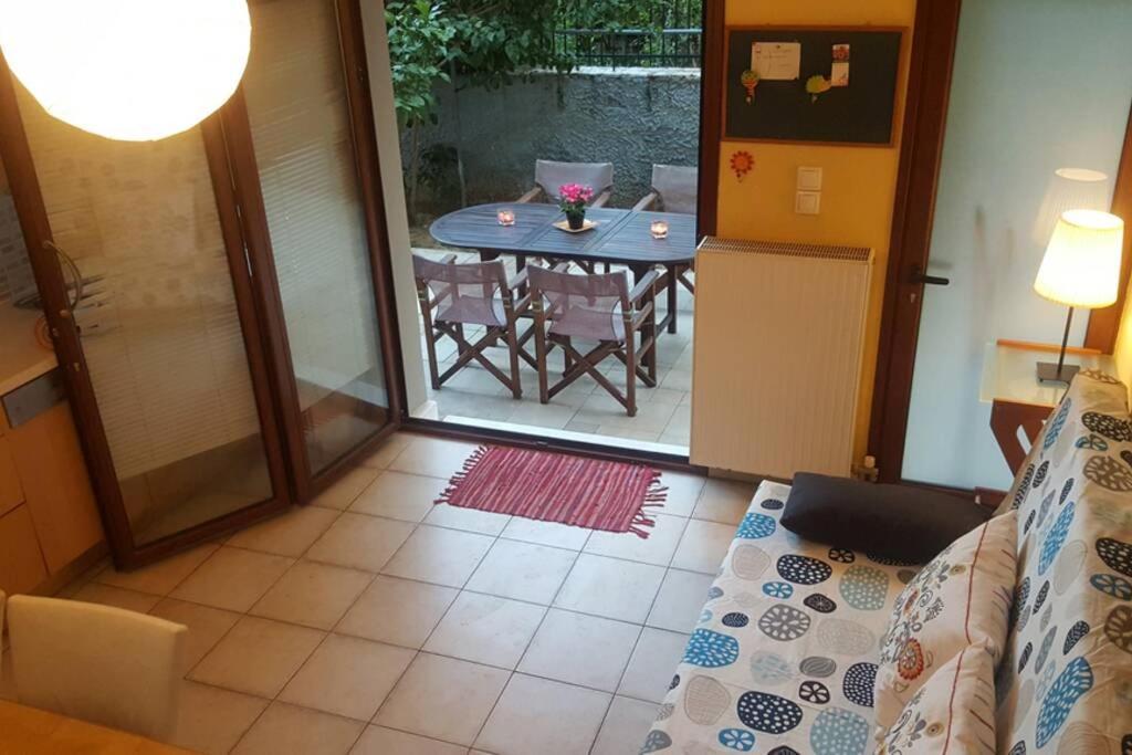 Quite House With Garden And Barbecue Apartment Атина Екстериор снимка